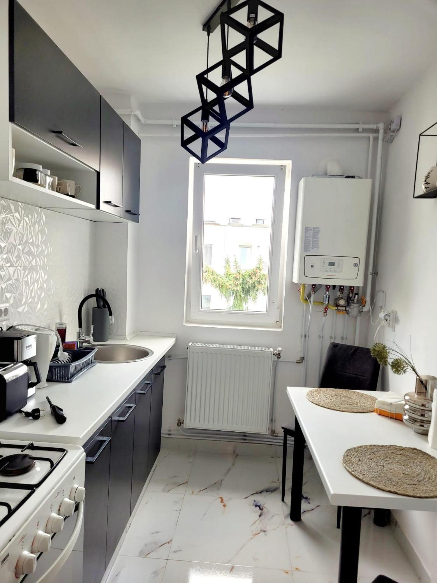 Christal Apartment Bacău Buitenkant foto